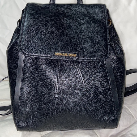RARE Like new Michael Kors Ginger Drawstring Backpack Black - Picture 9 of 15